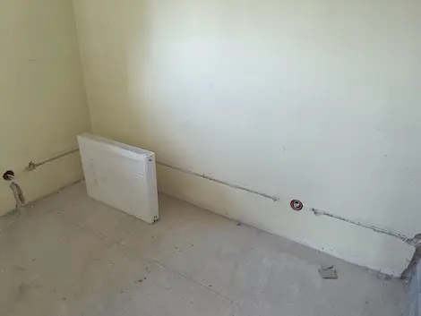 instalacja pokój podłoga